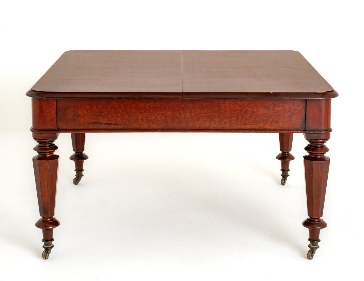 10 - 12 Seat William IV Mahogany Extending Dining Table