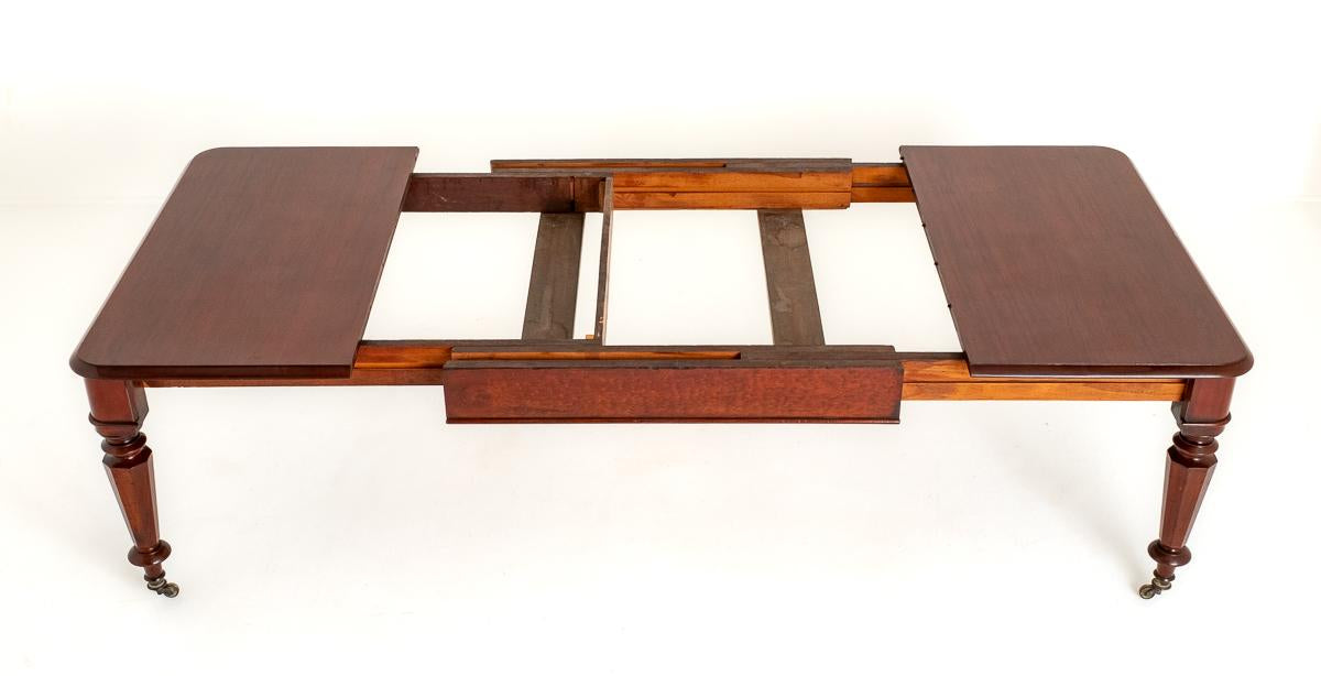 10 - 12 Seat William IV Mahogany Extending Dining Table