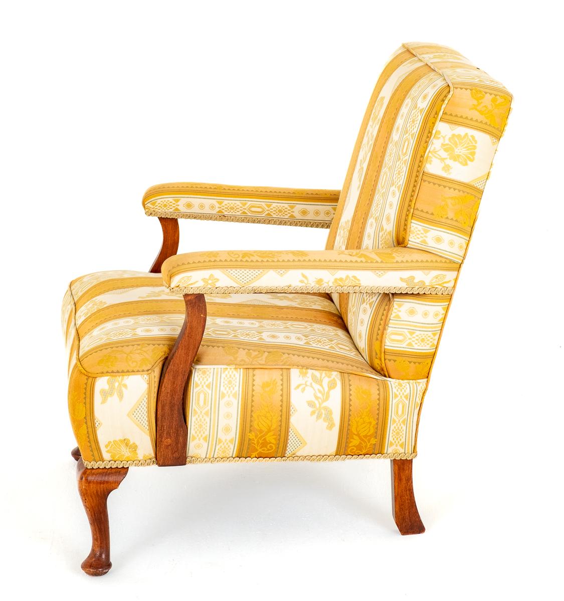 Queen Anne Style Arm Chair