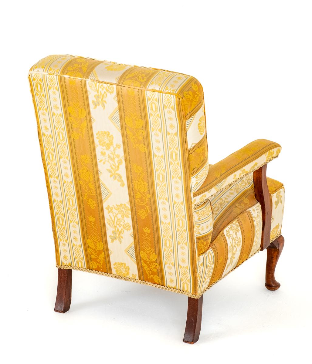 Queen Anne Style Arm Chair