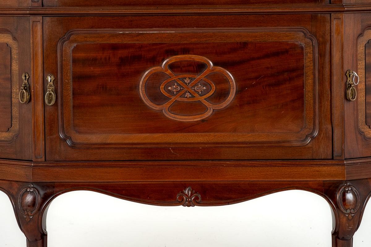 Good Quality Mahogany Display Cabinet.