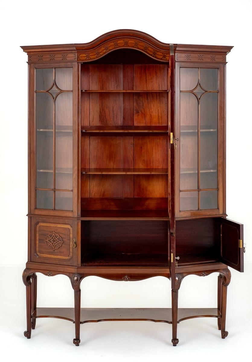 Good Quality Mahogany Display Cabinet.