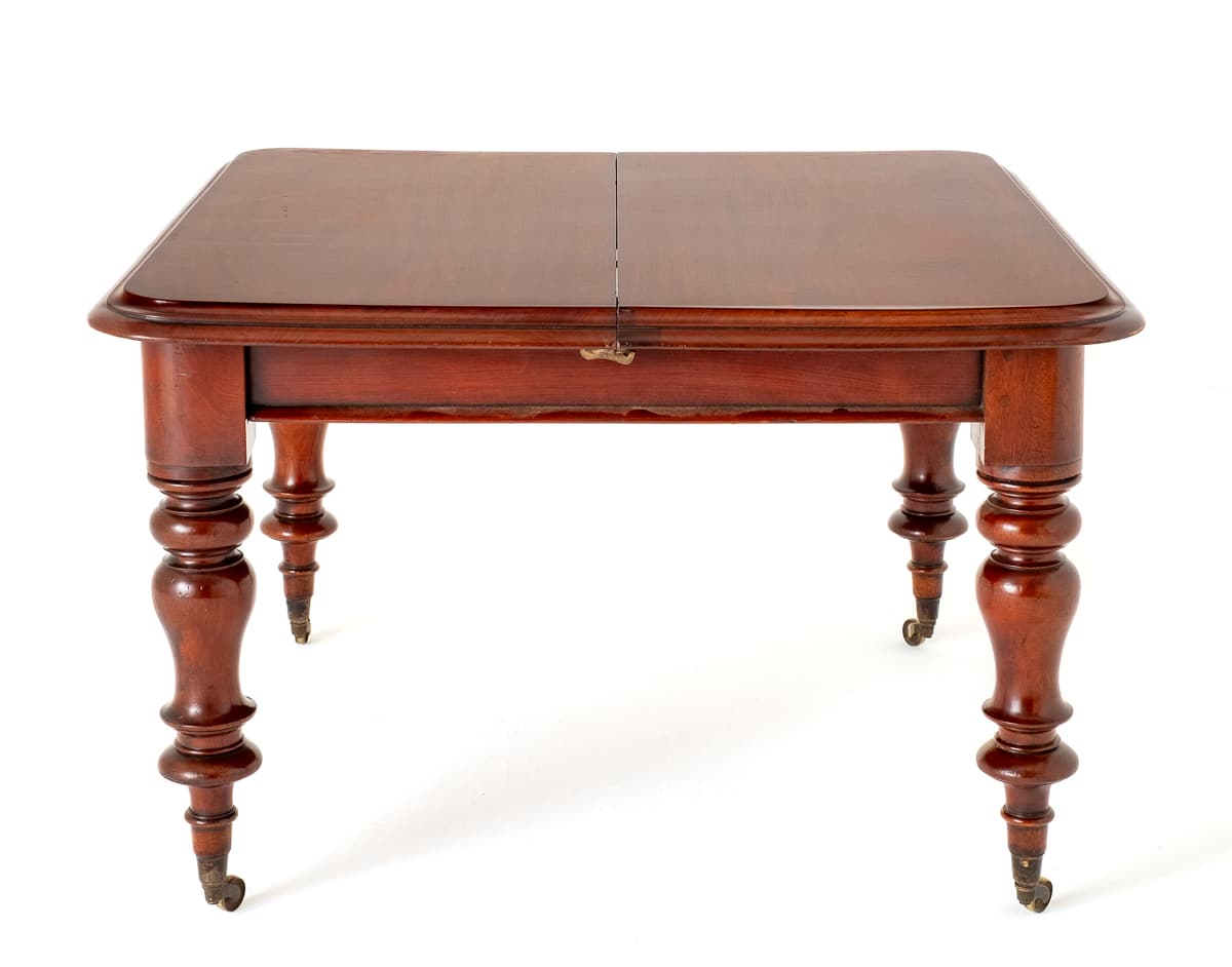 Victorian Mahogany 2 Leaf Extending Dining Table