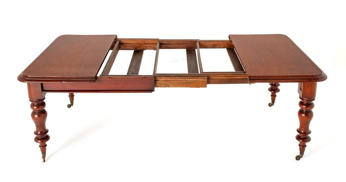 Victorian Mahogany 2 Leaf Extending Dining Table