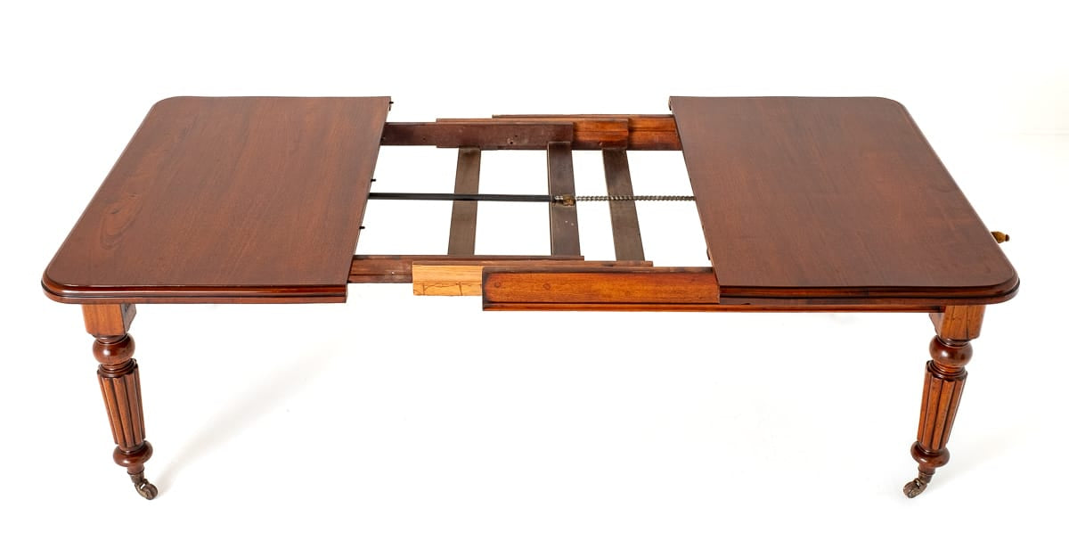 Victorian Mahogany 2 Leaf Extending Rectangular Dining Table