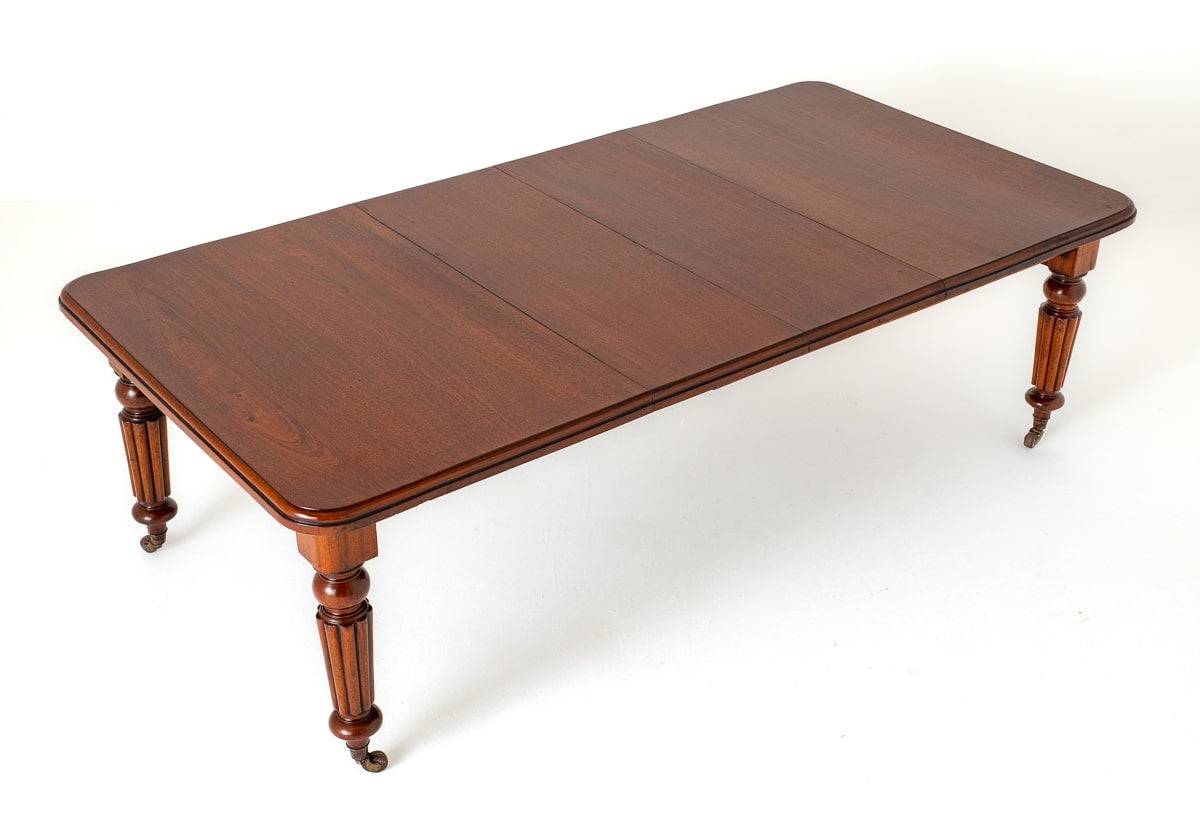 Victorian Mahogany 2 Leaf Extending Rectangular Dining Table