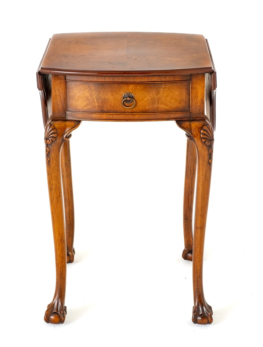 Queen Anne Stye Walnut Occasional Table