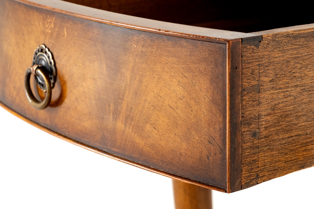 Queen Anne Stye Walnut Occasional Table