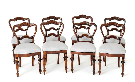 Set of 8 Pretty Victorian Rosewood Dining Chairs