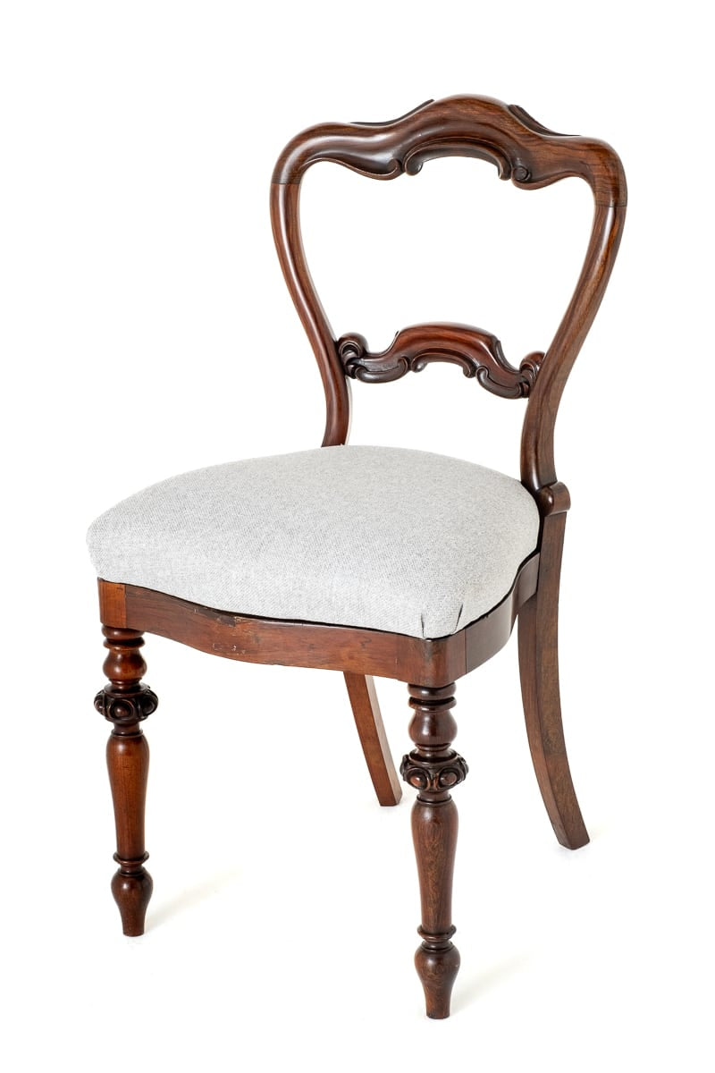Set of 8 Pretty Victorian Rosewood Dining Chairs