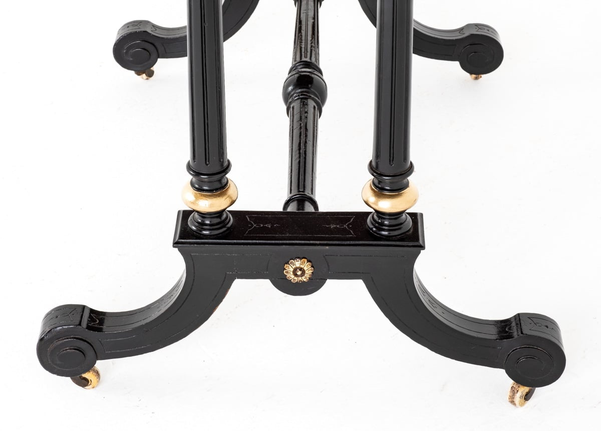 Good Quality Burr Walnut and Ebonised Writing Table