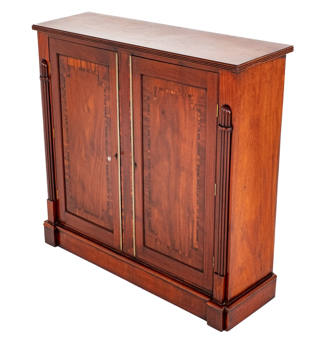 Fine Regency 2 Door Mahogany Side Cabinet