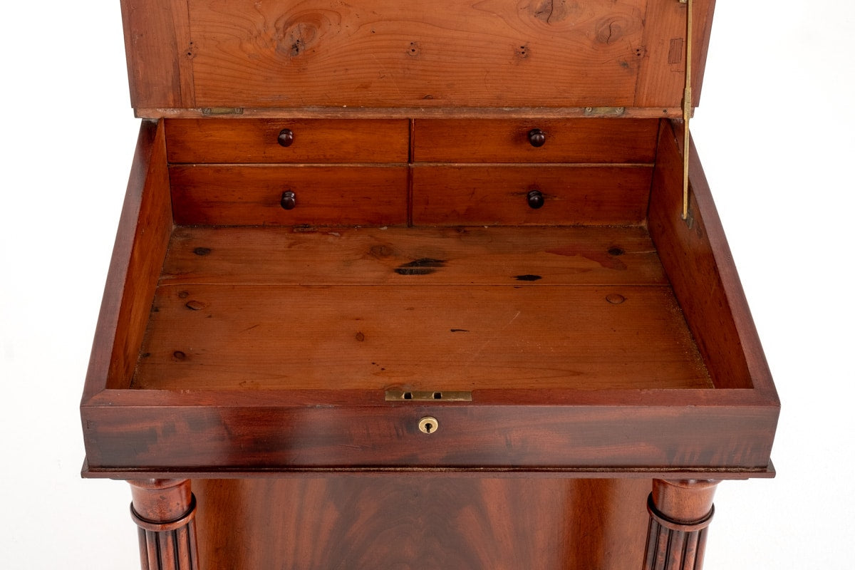 Regency Mahogany Davenport