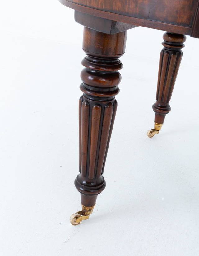 William IV Mahogany Extending Dining Table