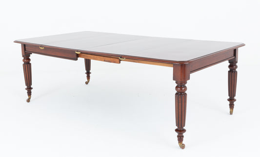William IV Mahogany Extending Dining Table Fluted Legs