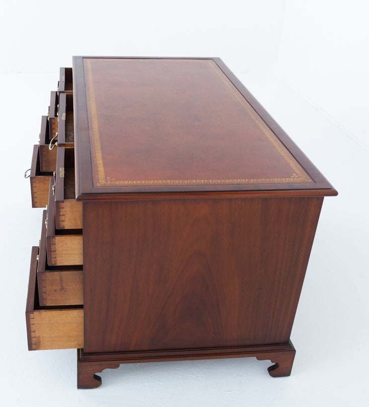Georgian Mahogany Desk