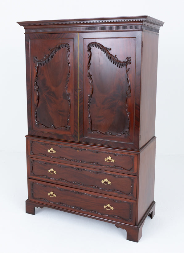 Wonderful Mahogany Chippendale Style Linen Press.