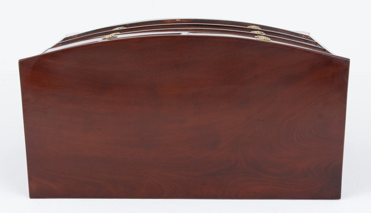 Regency Mahogany Bow Chest of Drawers
