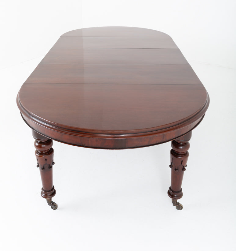 William IV Circular Mahogany Extending Dining Table