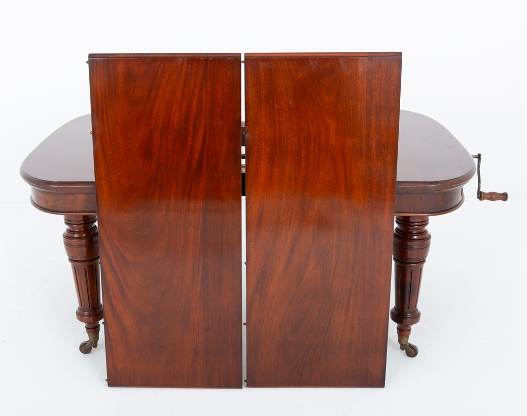 Victorian Mahogany 2 Leaf Extending Dining Table