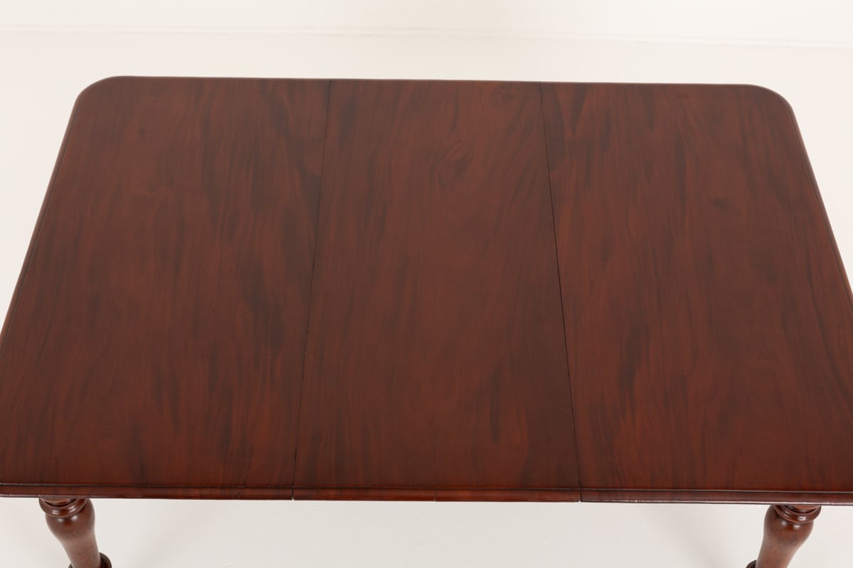 Victorian Mahogany Extending Dining Table