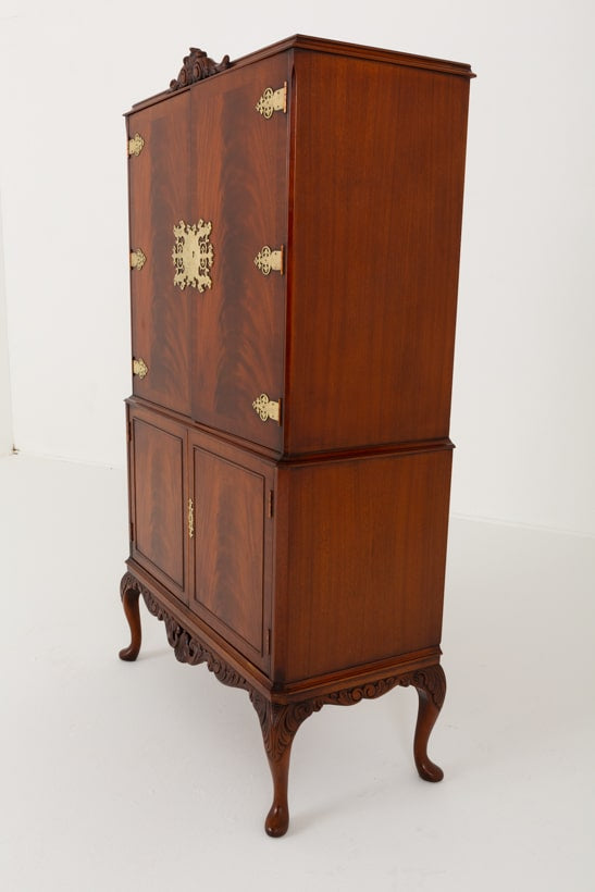 Queen Anne Style Mahogany Cocktail Cabinet