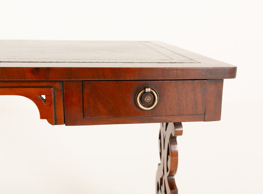 Victorian Mahogany 2 Drawer Writing Table