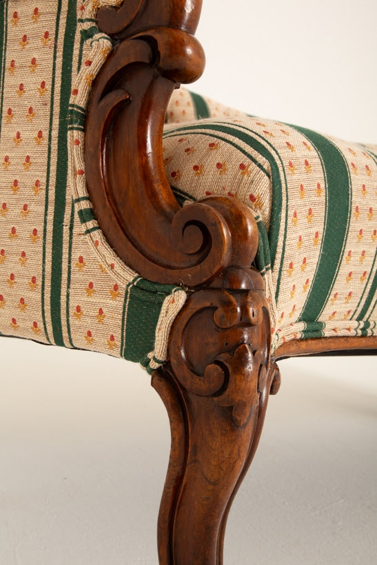 Pretty Victorian Mahogany Chaise Longue