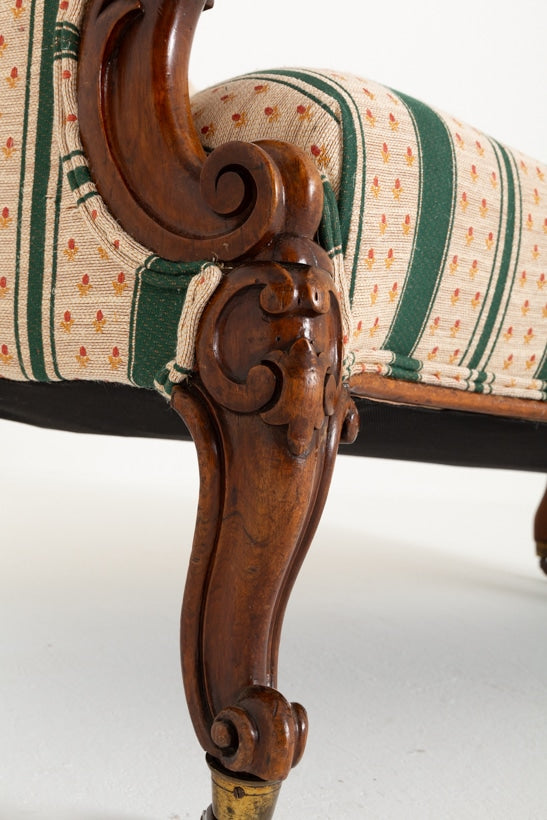 Pretty Victorian Mahogany Chaise Longue