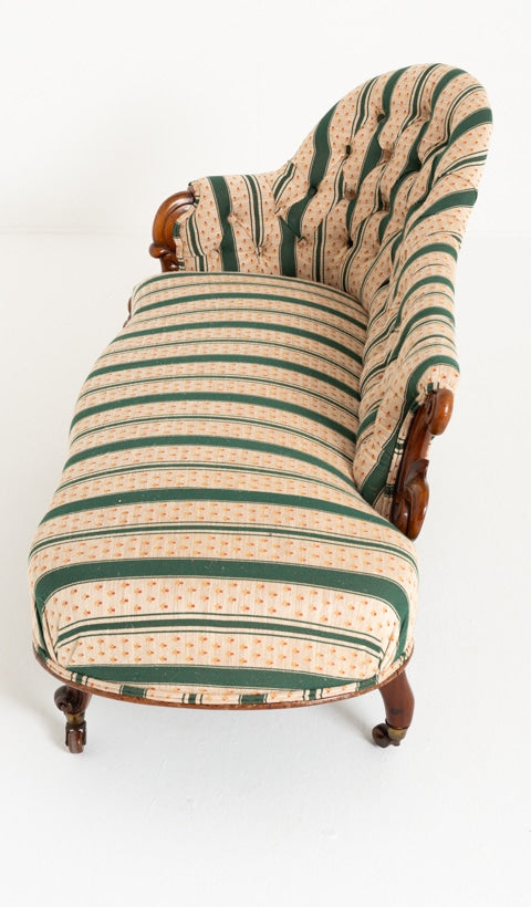 Pretty Victorian Mahogany Chaise Longue