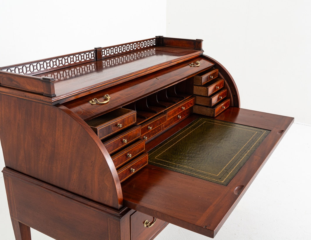 Superb Georgian Mahogany Cylinder Desk