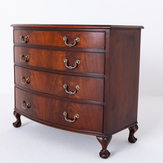 Mahogany Bow Front Chest of drawers.