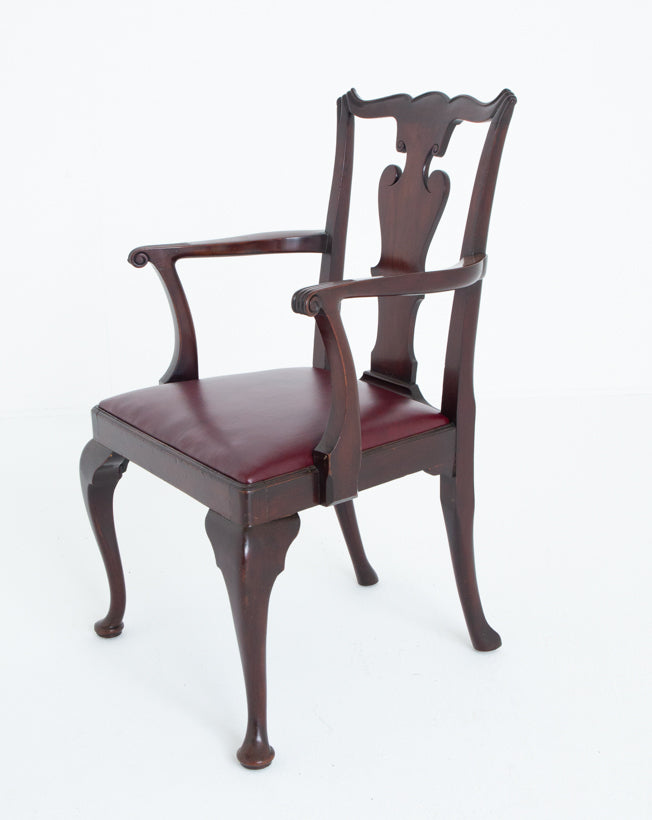 Set of 8 (6 + 2) Mahogany Queen Anne Style Dining Chairs