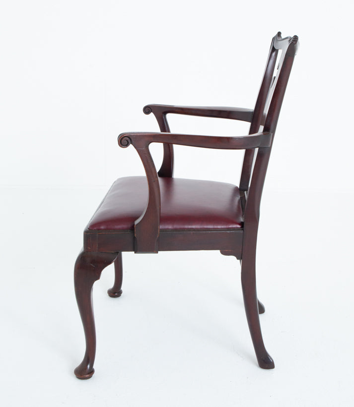 Set of 8 (6 + 2) Mahogany Queen Anne Style Dining Chairs