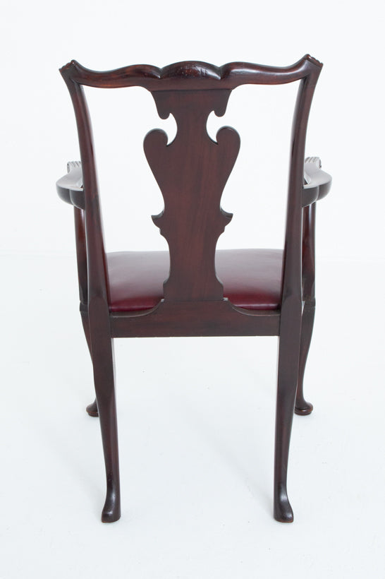 Set of 8 (6 + 2) Mahogany Queen Anne Style Dining Chairs