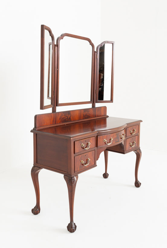 Mahogany Chippendale Style Dressing Table.