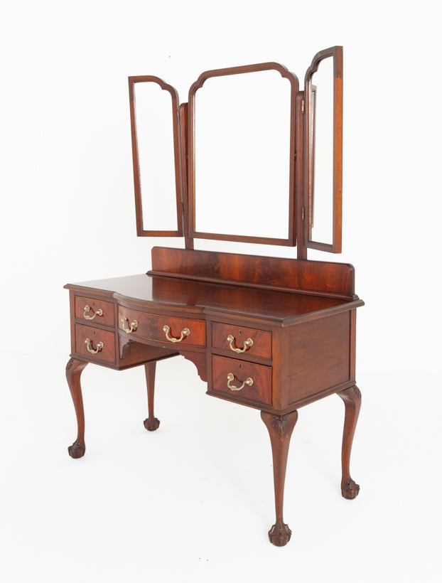 Mahogany Chippendale Style Dressing Table.