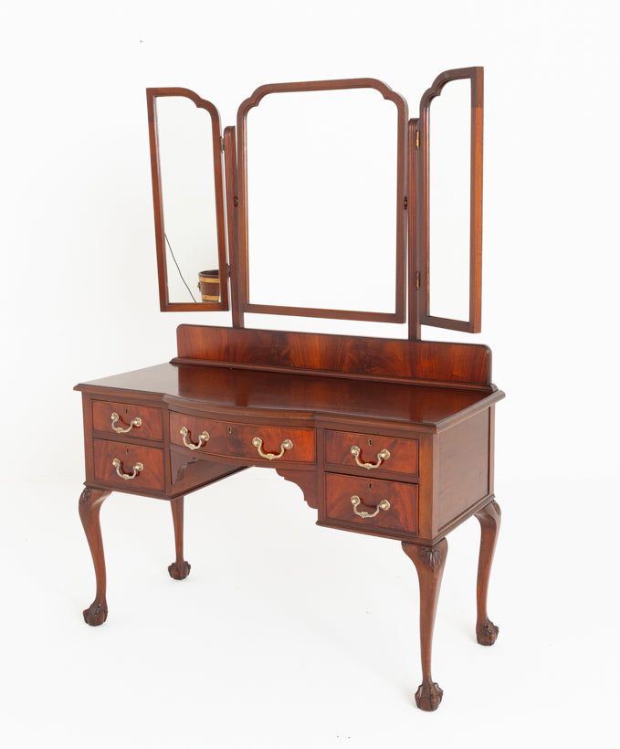 Mahogany Chippendale Style Dressing Table.