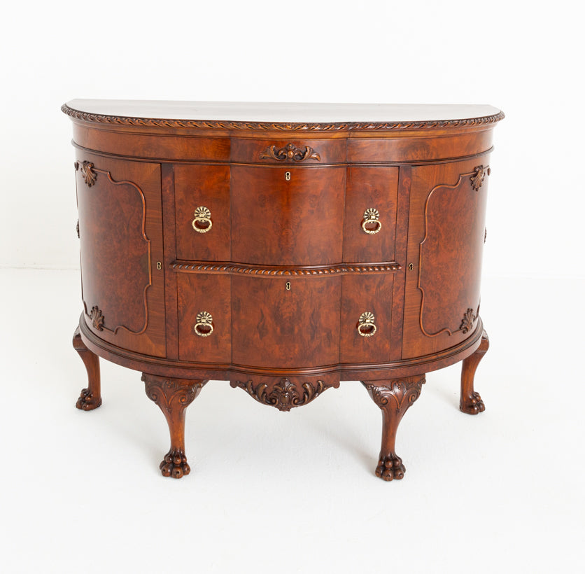 Good Quality Walnut Chippendale Style Side Cabinet