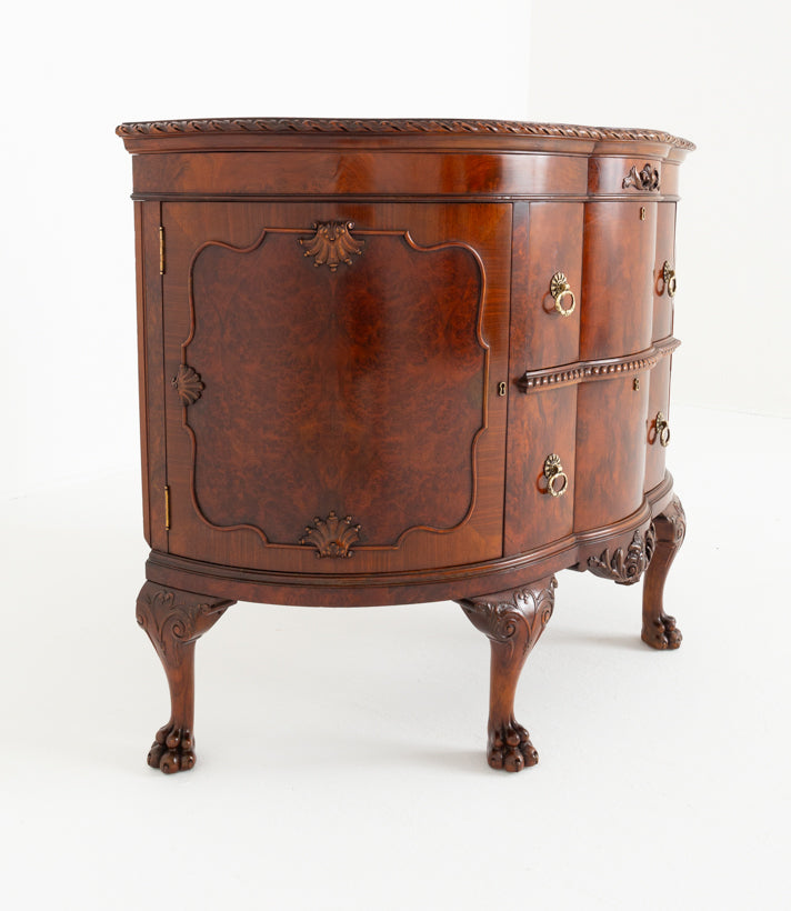 Good Quality Walnut Chippendale Style Side Cabinet