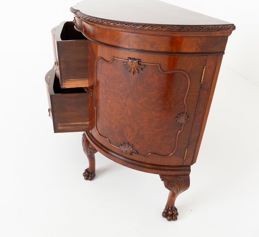 Good Quality Walnut Chippendale Style Side Cabinet
