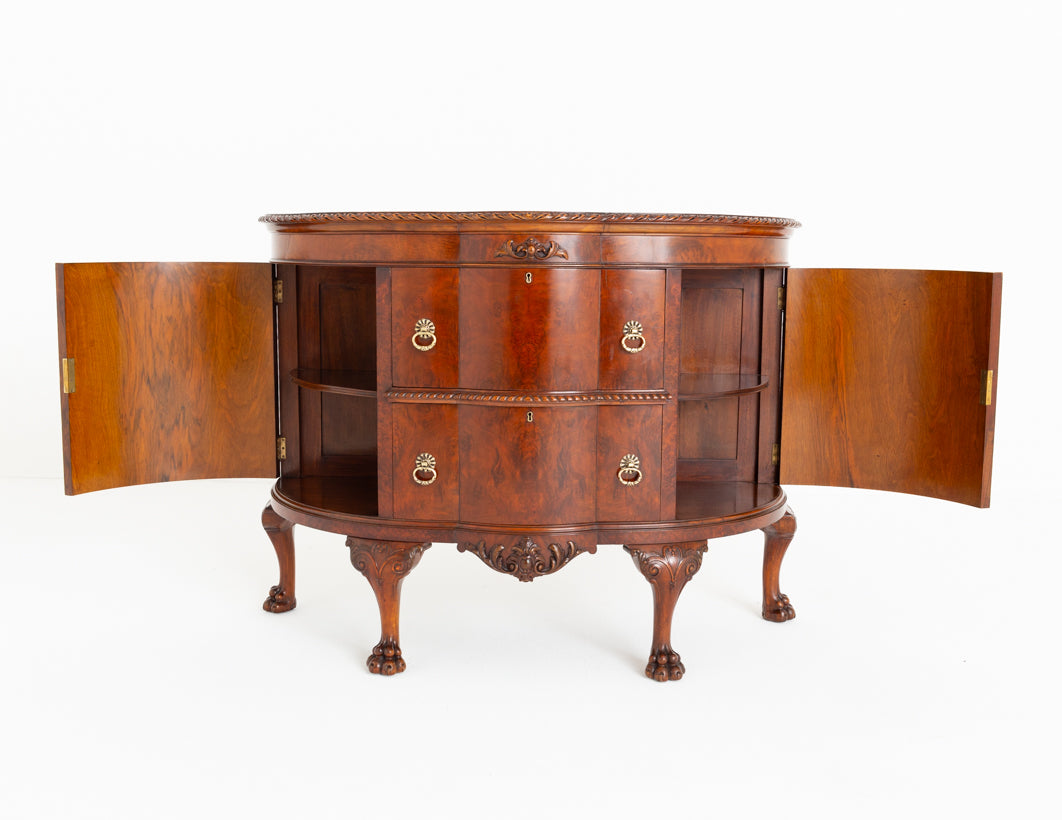 Good Quality Walnut Chippendale Style Side Cabinet