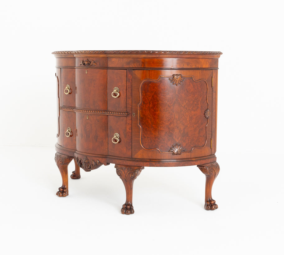 Good Quality Walnut Chippendale Style Side Cabinet