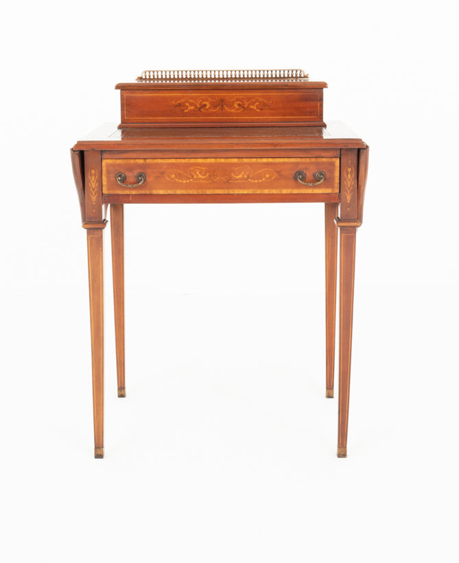 Pretty Sheraton Revival Mahogany Ladies Writing Table