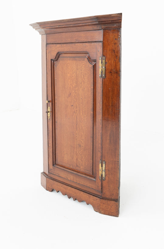 Georgian Oak Corner Cupboard