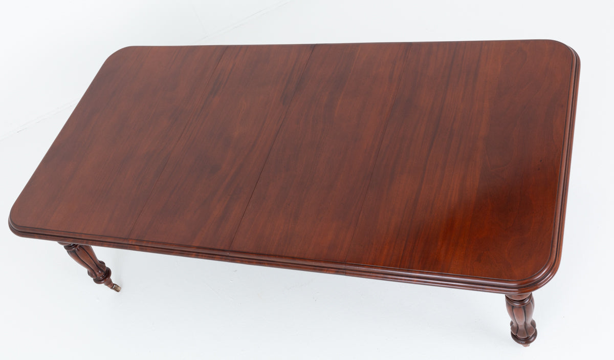 Victorian Style Mahogany Extending Dining Table