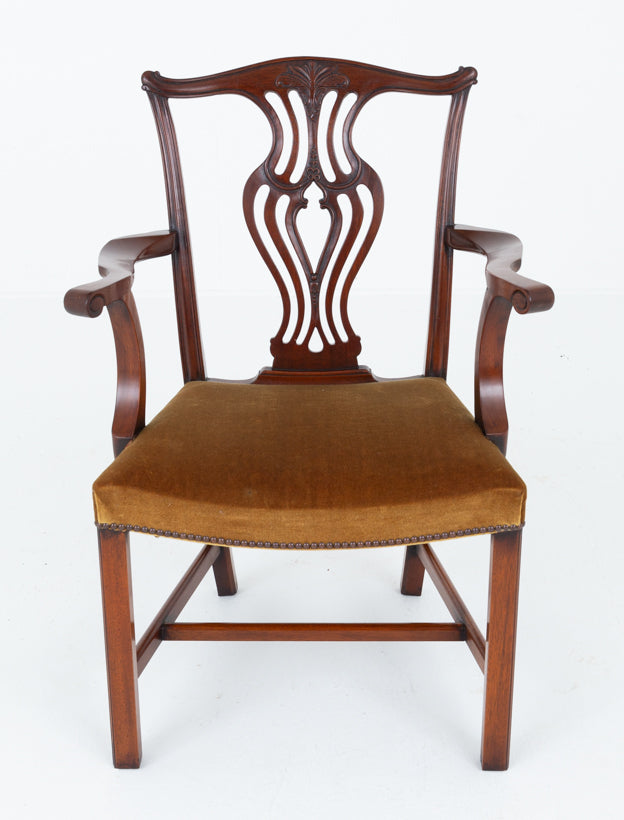 Set of 8 Mahogany Hepplewhite Style Dining Chairs