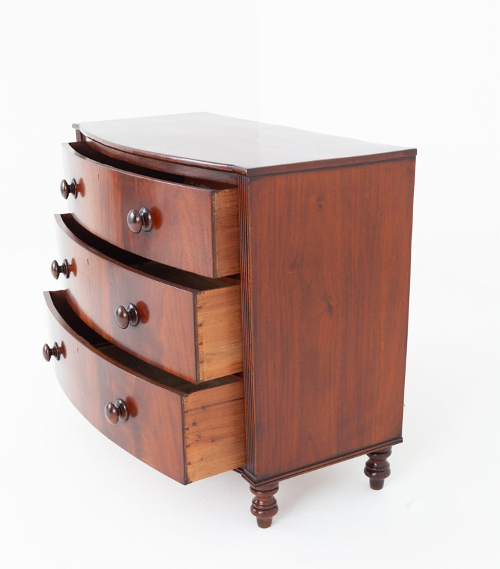 Regency Mahogany Bow Fronted Chest of Drawers