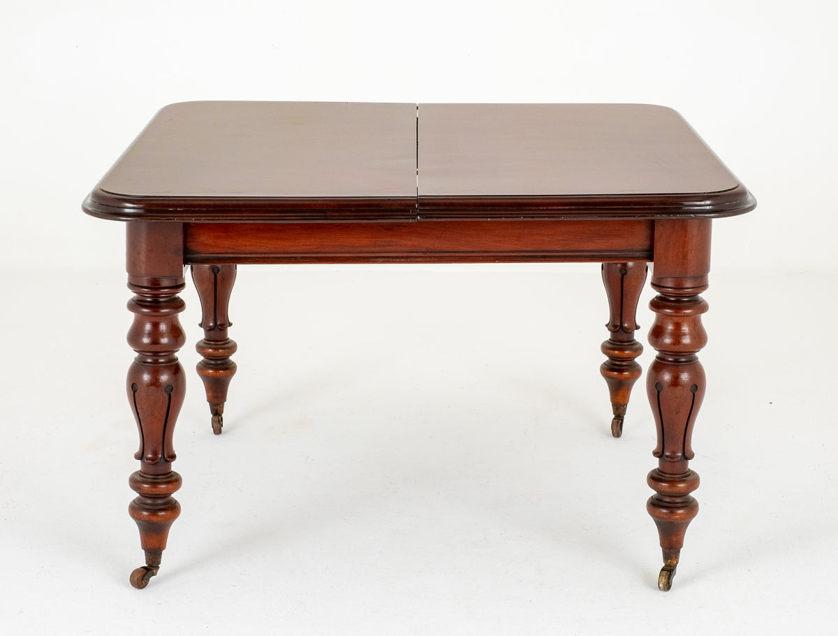 Rectangular William IV mahogany Extending Dining Table