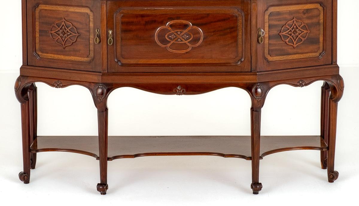 Good Quality Mahogany Display Cabinet.
